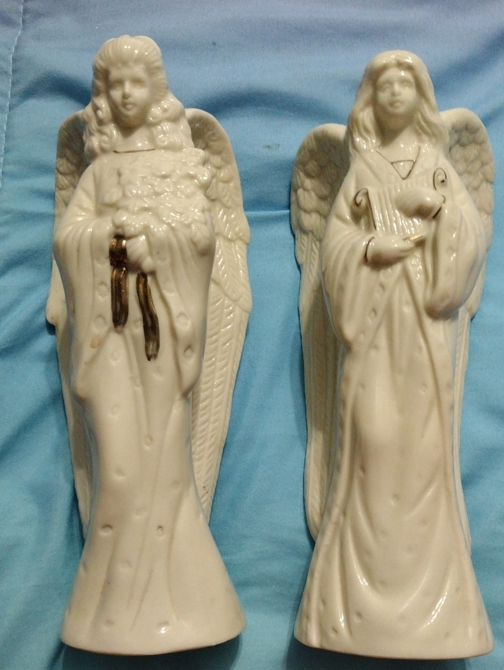 Porcelain Angel Figurines in Ivory W/Gold Trim Pair New No Tags One Pair